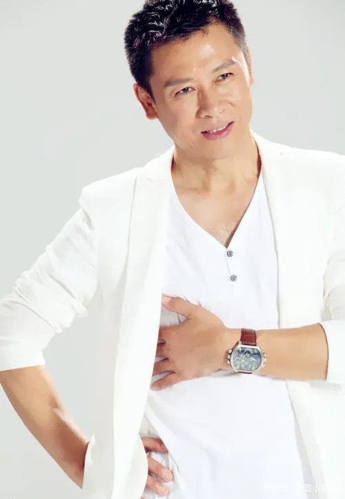 胡亚捷离婚经历