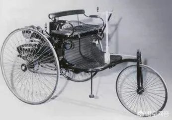 世界上第一辆现代意义上的汽车什么样？