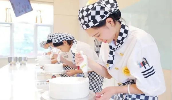 西点烘焙短期培训班哪里有?