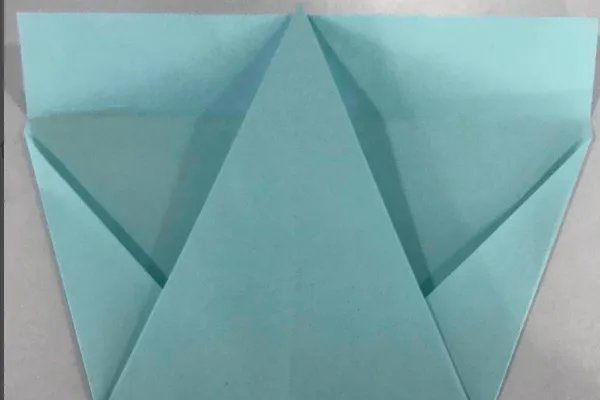 “开学第一课”中的歼15纸飞机怎么折