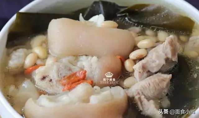 电饭煲能够煲压猪蹄吗？知道的能不能把过程写出来？