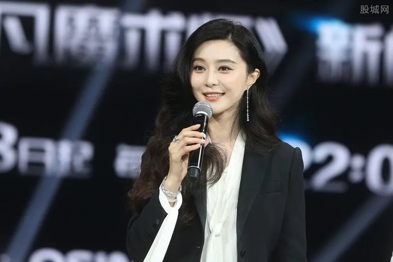 范冰冰被判刑了吗？ 范冰冰偷税事件被处罚8亿元