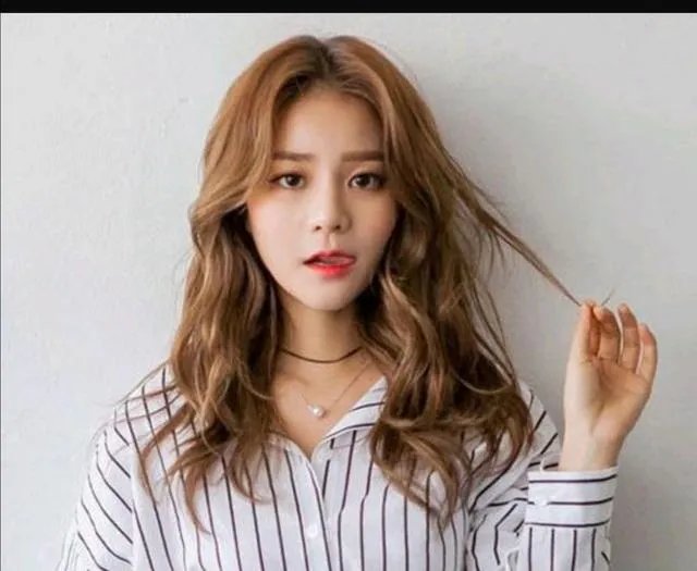 今年有哪些流行的时尚发型？