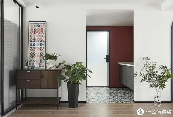 把电视请出家门，两房变三房！108㎡改造后，室内简约舒适