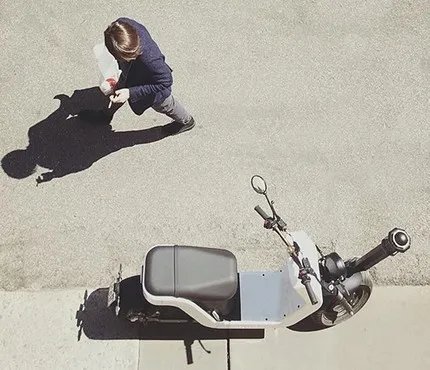 浪漫优雅：感受下来自意大利的ME scooter电动车