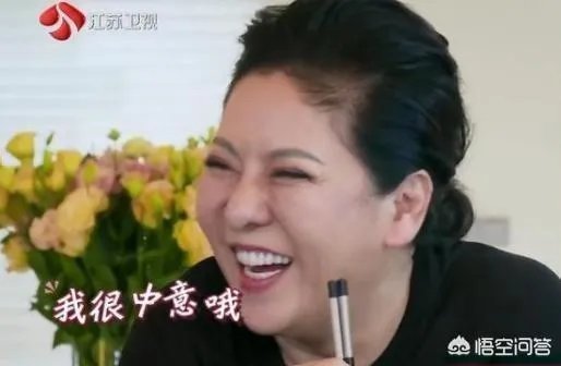 如何看待向佐和郭碧婷的恋情，你觉得他们般配吗？