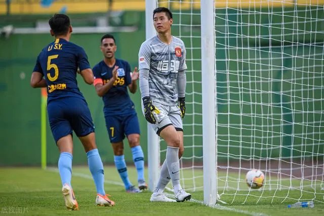 李帅的实力不错，为什么没能在恒大获得主力位置？
