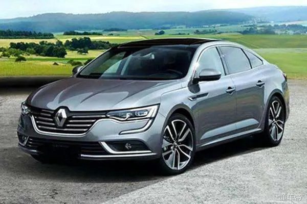 那个坐在奔驰机舱盖上哭的女车主，为什么又提了一辆WEY VV7？