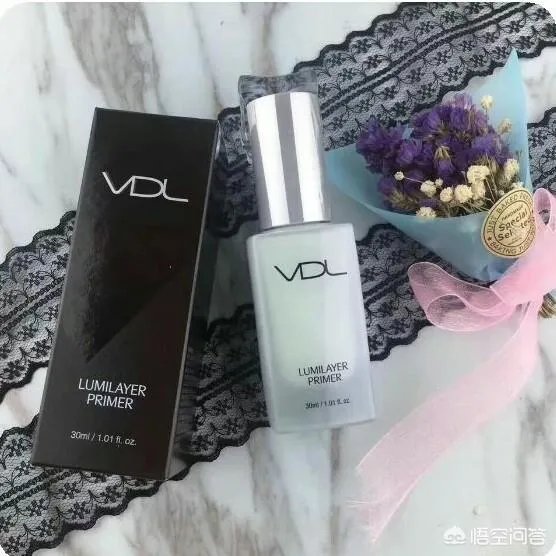 ysl逆龄粉底液用什么上妆比较好？