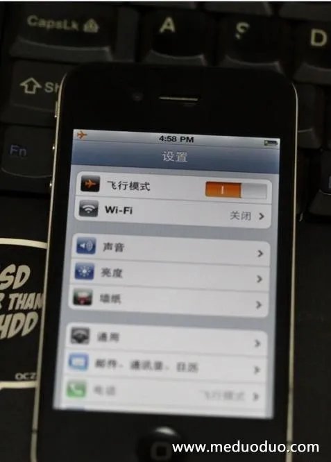 iPhone4卡贴解锁使用完全教程