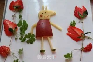 小猪佩琪水果拼盘