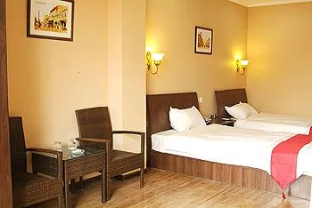 青岛金灯台花园度假酒店的附近酒店