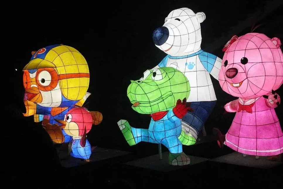 青舍见闻 | 把熊孩子扔给啵乐乐 辣妈轻松逛居然