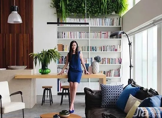 创意人田朴珺的工作室 演绎办公室诱惑