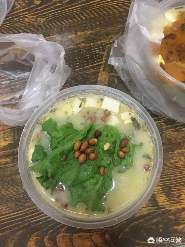 想做小吃生意，是加盟好还是去小吃培训机构学好呢？