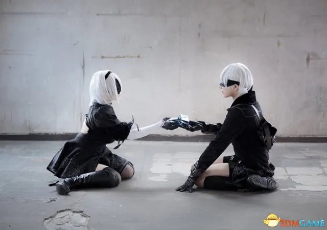 乳量太大撑爆紧身衣 岛国美女Coser再发2Bcos美照