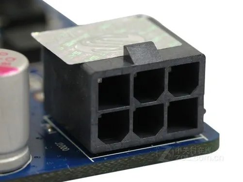 入门玩家福音 蓝宝石6770白金性能测试