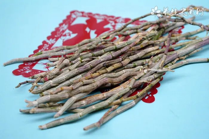 小丑鱼价格一般多少钱，一条小丑鱼大概几元