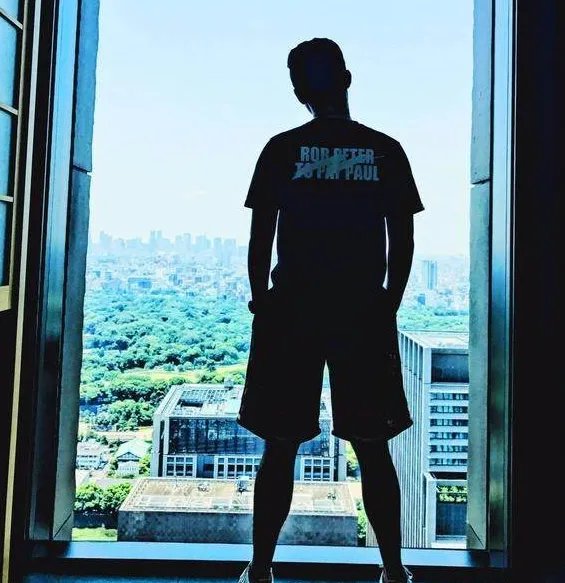 陈赫赢了比赛却得罪了新浪微博是怎么回事？