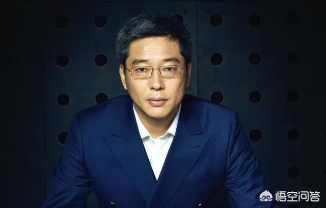 你最喜欢的足球解说嘉宾是哪位？为什么？