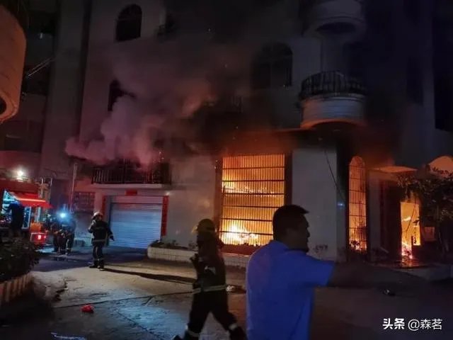 消防通道被私家车霸占，湛江一家五口葬身火海，你有何看法？