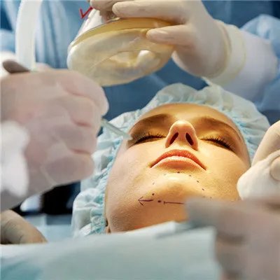 膨体隆鼻感染什么症状?