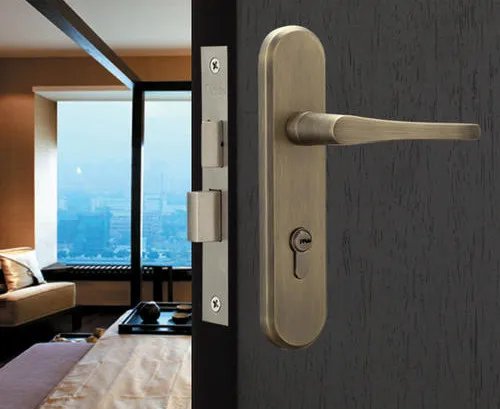 怎样换防盗门锁芯