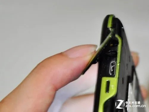 IP67三防+双核 联想乐Phone A660评测