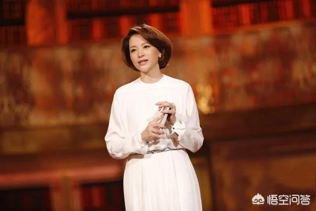 央视著名主持人李佳明，为何最近很少出现了？