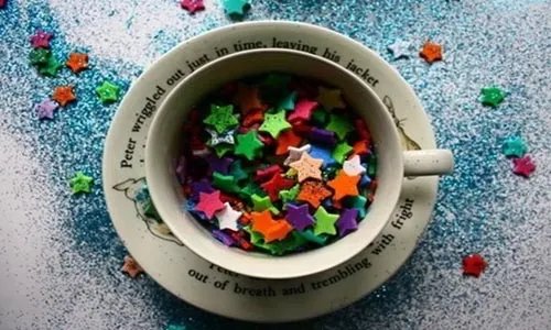 两手空空,来到广东,生活所迫,开发子宫,开始很痛,慢慢变松,一次几百,已成富翁,修修洞口,再嫁老公。