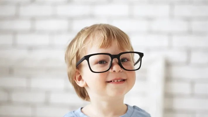 眼前有金星是怎么回事