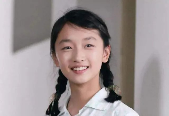 被观众当面怒斥新电影是圈钱烂片，周冬雨如何扭转尴尬局面？