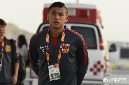 如何看待球员张玉宁，淡出国足大名单？