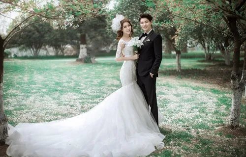 最新婚纱照风格图片2017  拍婚纱照选什么风格好看