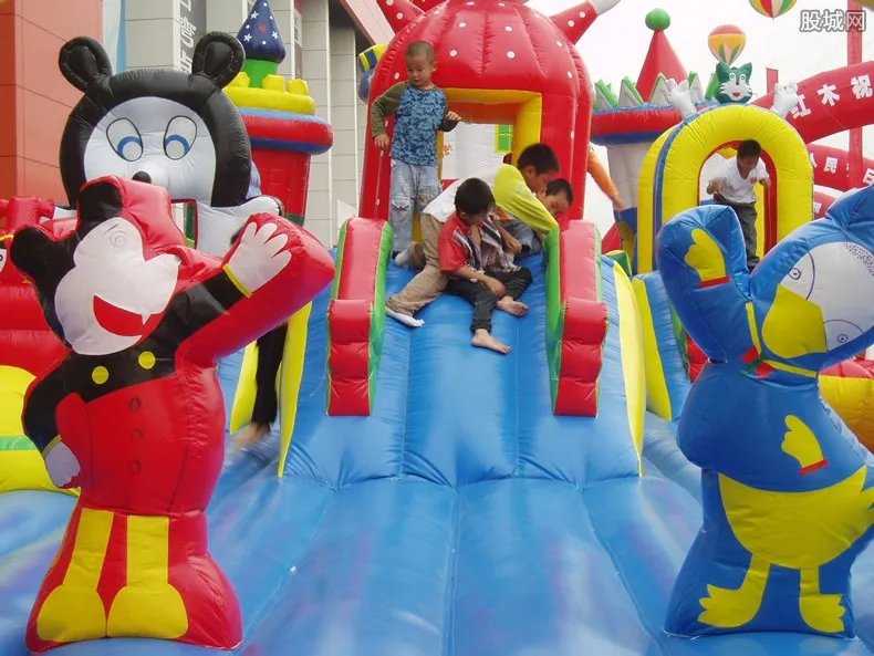 迪士尼门票低于半价 售价399元你想要去玩吗？