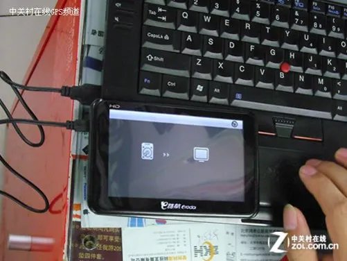 自助即可完成 e路航导航仪升级很简单