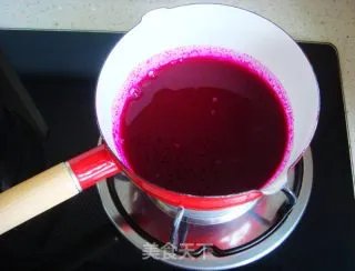 莲蓉花朵和果子