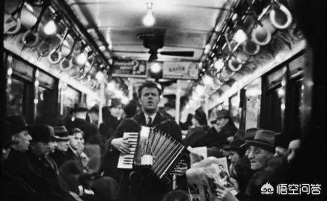 有哪些擅长以地铁为场景拍照的摄影师？