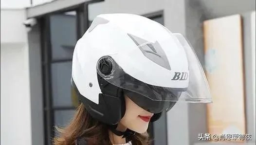 6.1号开始戴头盔是真的吗？