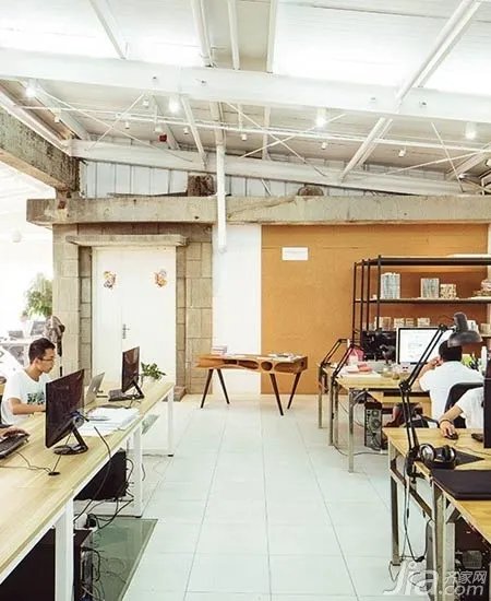 创意人田朴珺的工作室 演绎办公室诱惑