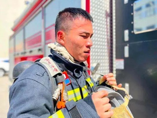 杭州两名牺牲消防员被批准为烈士，其家属会得到怎样的补偿？