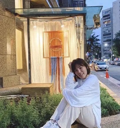 歌手李佳薇兼职房产中介，她都有过哪些作品？