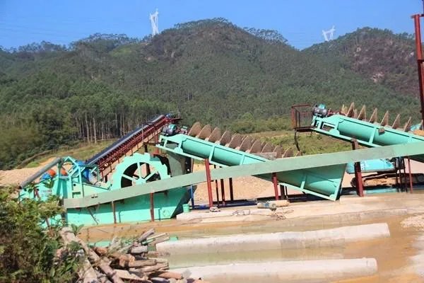 轮式洗砂机和螺旋洗砂机的区别在那些方面？