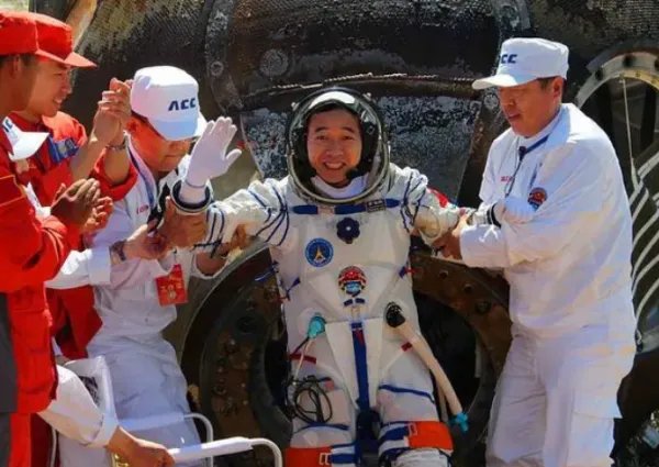 航天员返回地球后为什么要隔离？