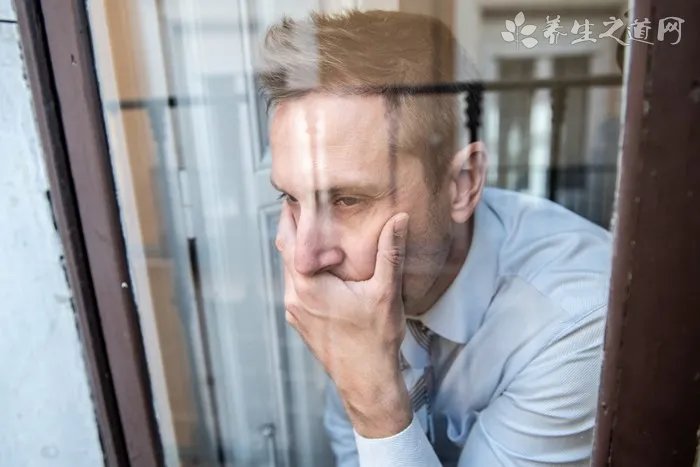 男生生日礼物送什么好，男生过生日送啥礼物好呢