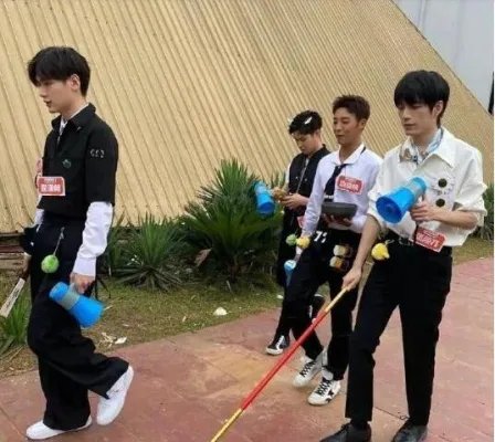 快乐大本营选常驻新人 八大经纪公司网传明星名单曝光