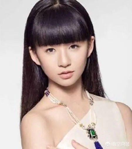 曾经在春晚舞台惊艳众人的小彩旗，现在怎么样了？