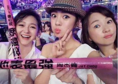 安以轩结婚生子嫁得好过得好，为什么朋友大S却要因为她躺枪被议论？