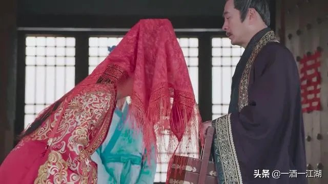 《长安少年行》里沈依依明明答应替沈蝶衣出嫁，为何后来逃婚？