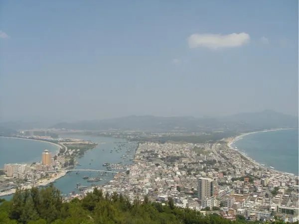 惠州惠东港口镇好不好玩，听说有很多海鲜？